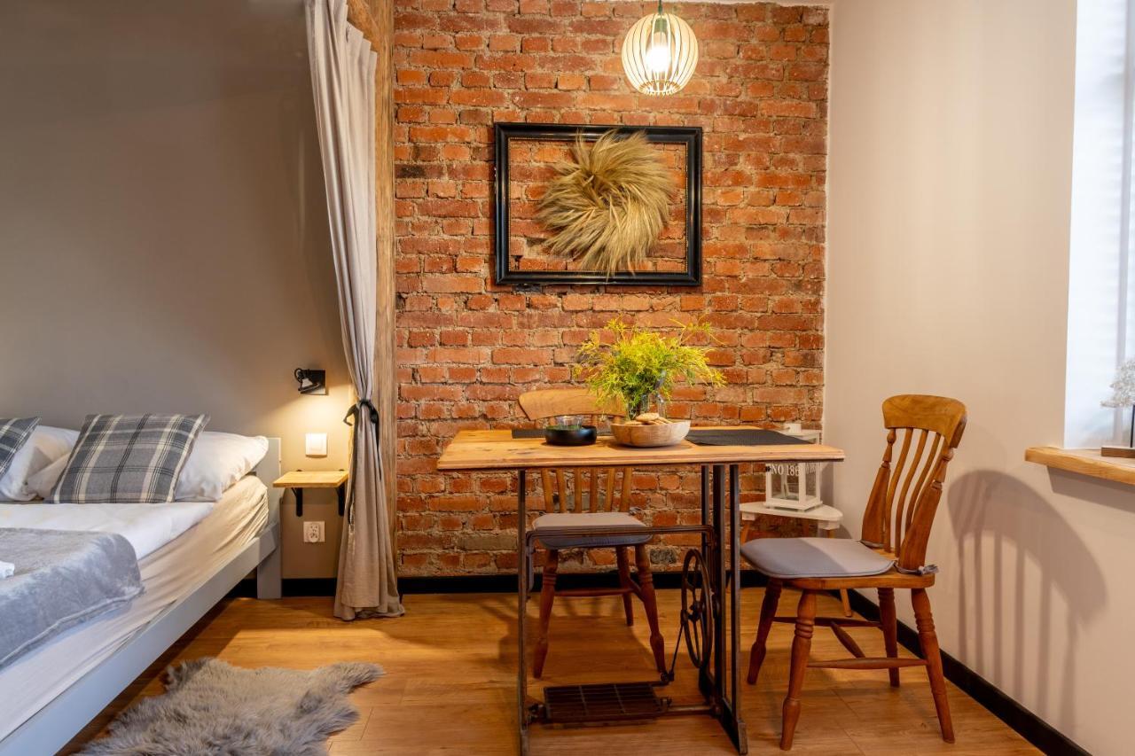 Apartamenty Sudeckie Nad Zalewem IV ซอสนุฟกา ภายนอก รูปภาพ